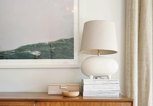 Tiptoe table lamp by Hudson Valley Lighting Tiptoe table lamp by Hudson Valley Lighting